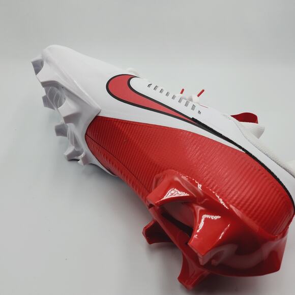 Athletic_Shoes